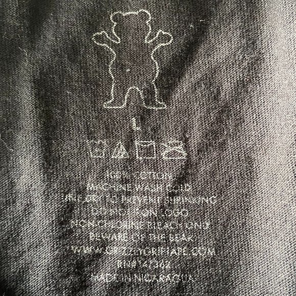 Grizzly Men's Black Short Sleeve and Crewneck Graph Tee. Size: Large - Picture 5 of 6